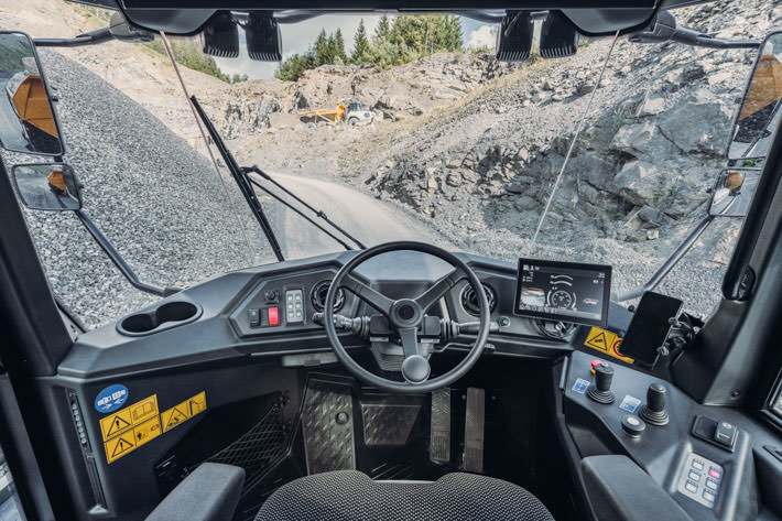 World premiere: Liebherr presents the new generation of articulated dump trucks